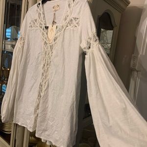 NWT Mia Joy by Joyfolie long sleeved Lace Inset Top Tee Blouse S NEW